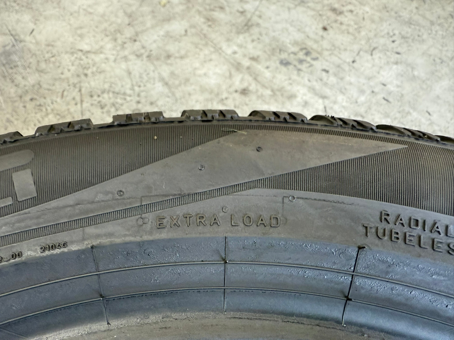 Usato: 2 Gomme 215/55R17 98H XL Pirelli Invernali 90% residui