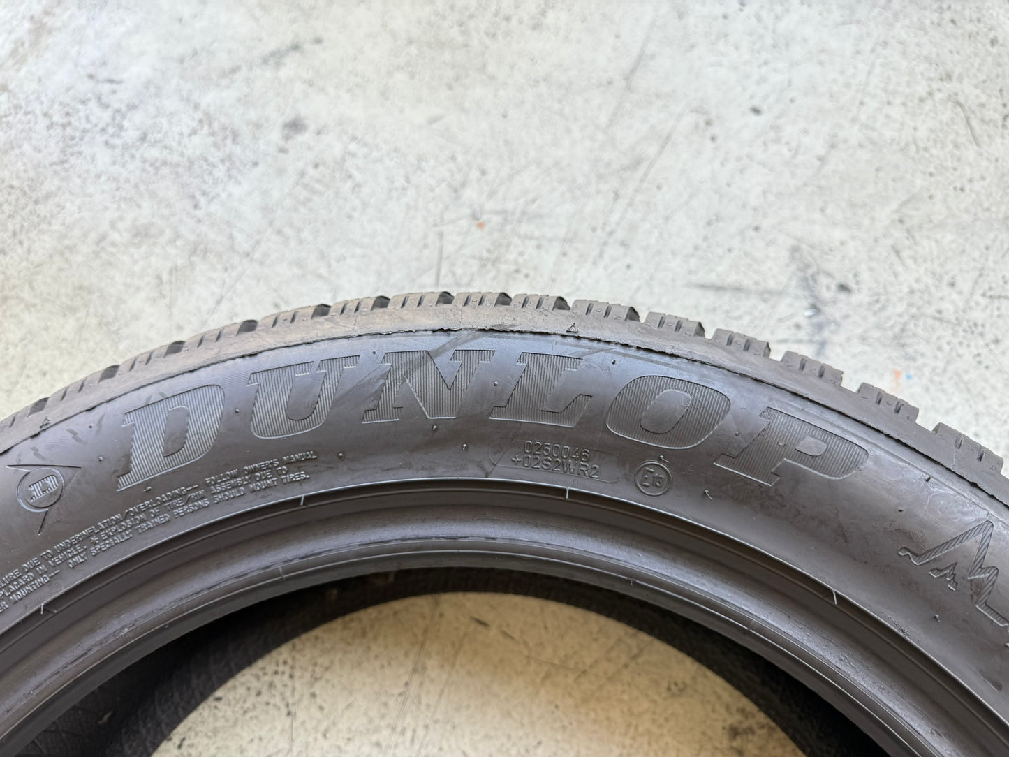 Usato: 4 Gomme 215/55R17 98V XL Dunlop Invernali 95% residui