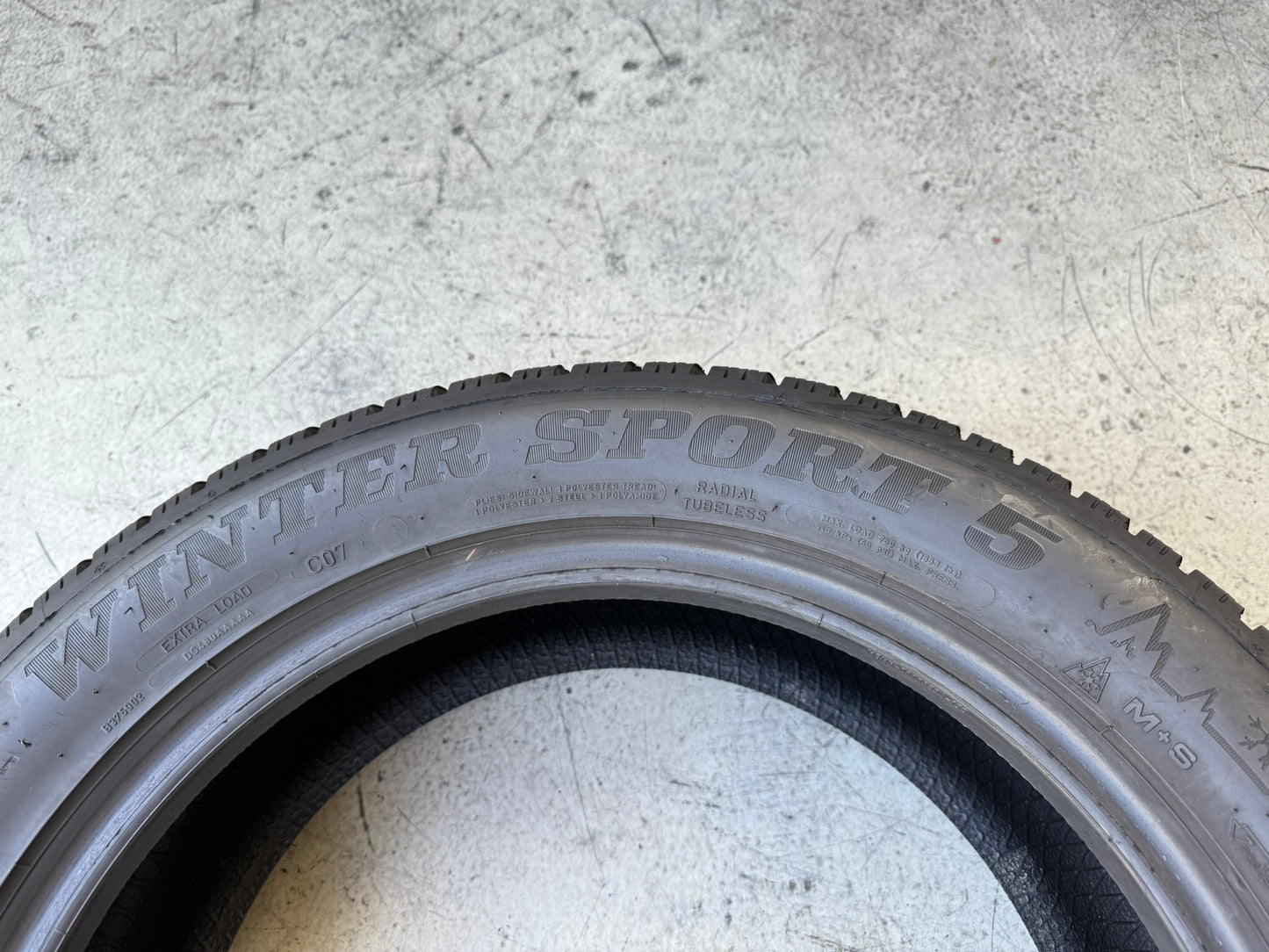 Usato: 4 Gomme 215/55R17 98V XL Dunlop Invernali 95% residui