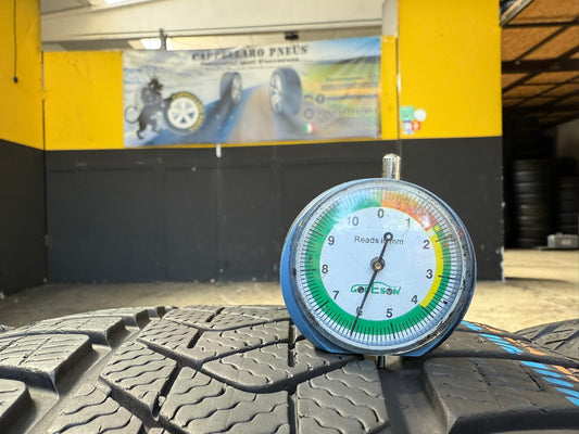 Usato: 4 Gomme 235/40R19 96V XL Pirelli Invernali 80-90% residui