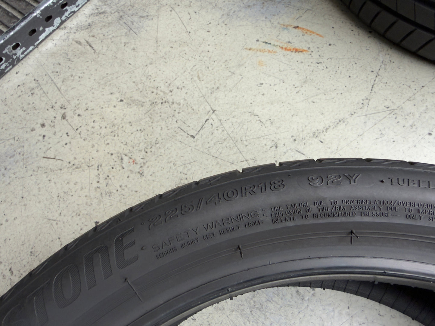 Usato: 4 Pneumatici Bridgestone Turanza T005 XL 225/40R18 92W/Y Estive 85% Residui