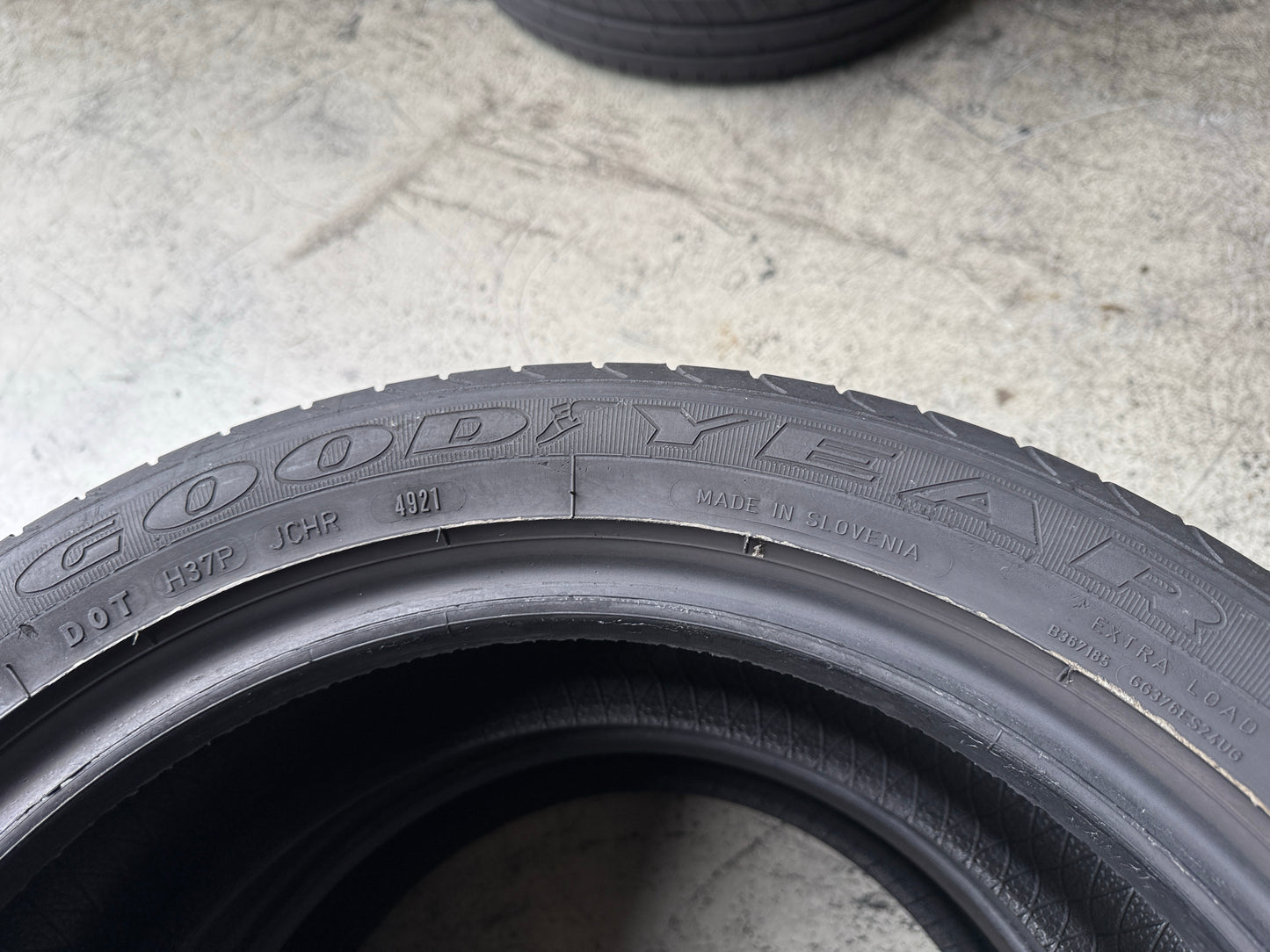 Usato: 2 Pneumatici Goodyear EfficientGrip Performance 205/50R17 93V XL Estive 90% Residui