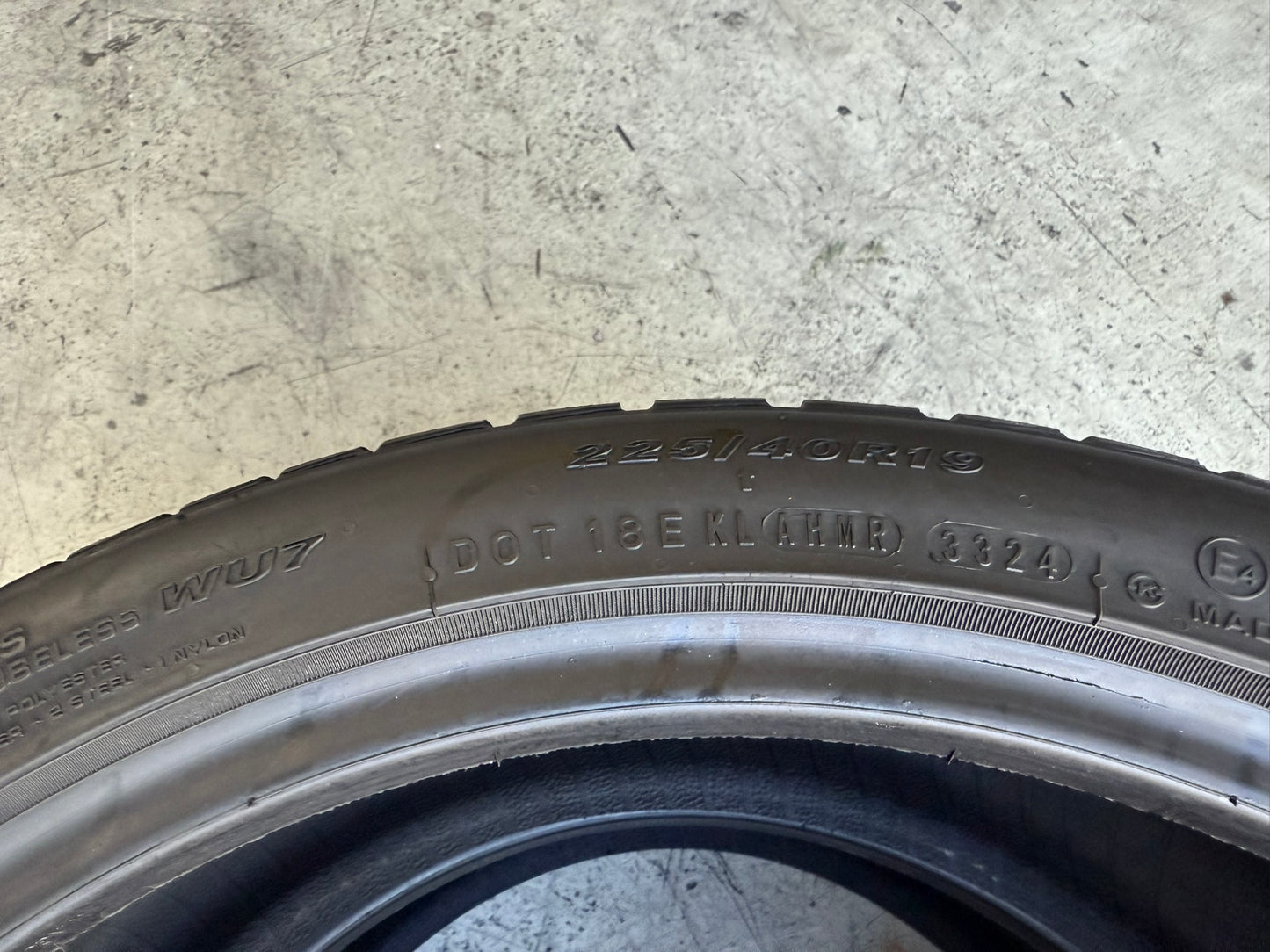 Usato: 2 Gomme 225/40R19 93V XL Nexen Invernali 97% residui