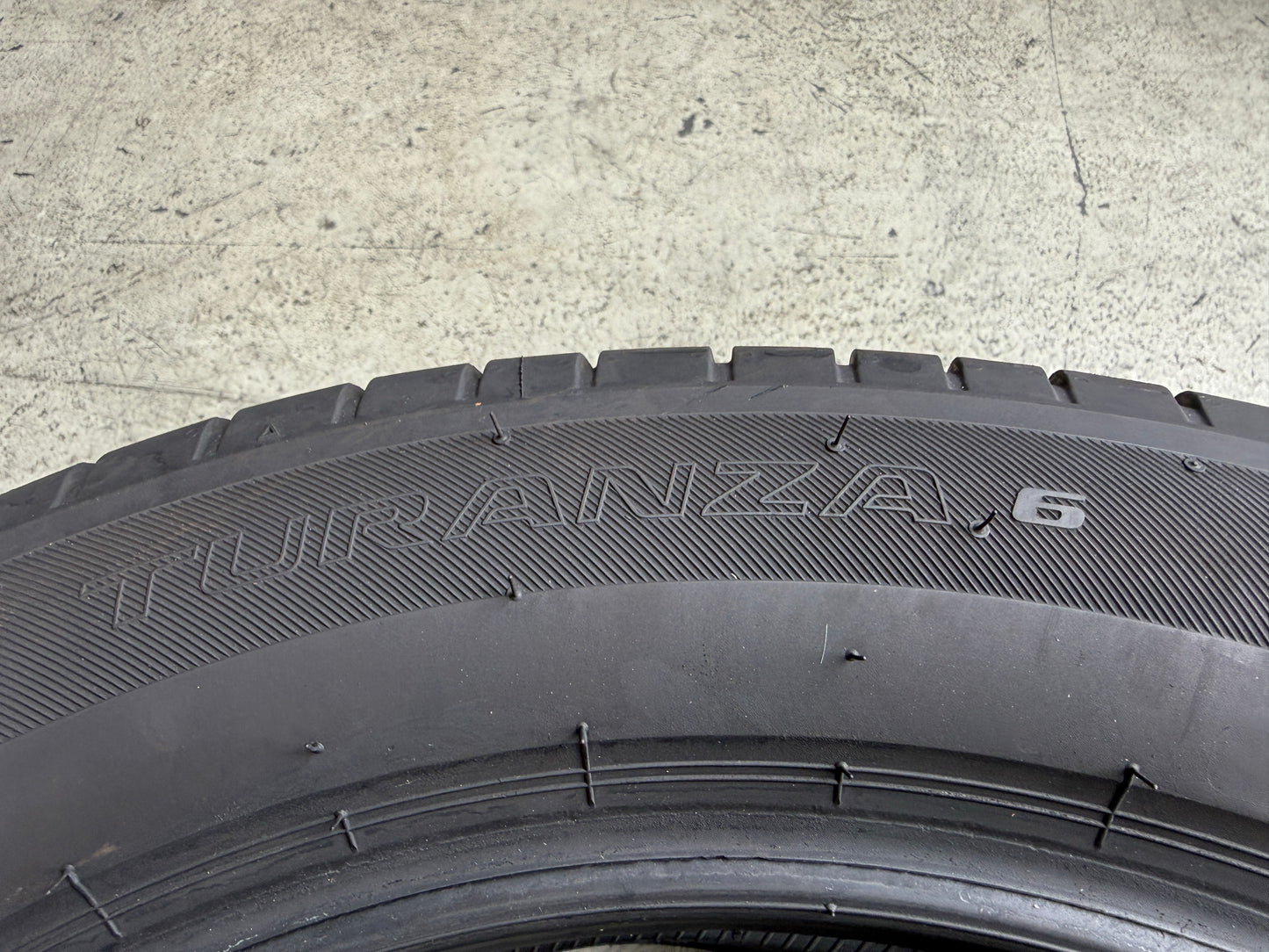 Usato: 2 Pneumatici Bridgestone Turanza 6 225/55 R17 101W XL Estivi 80% residui
