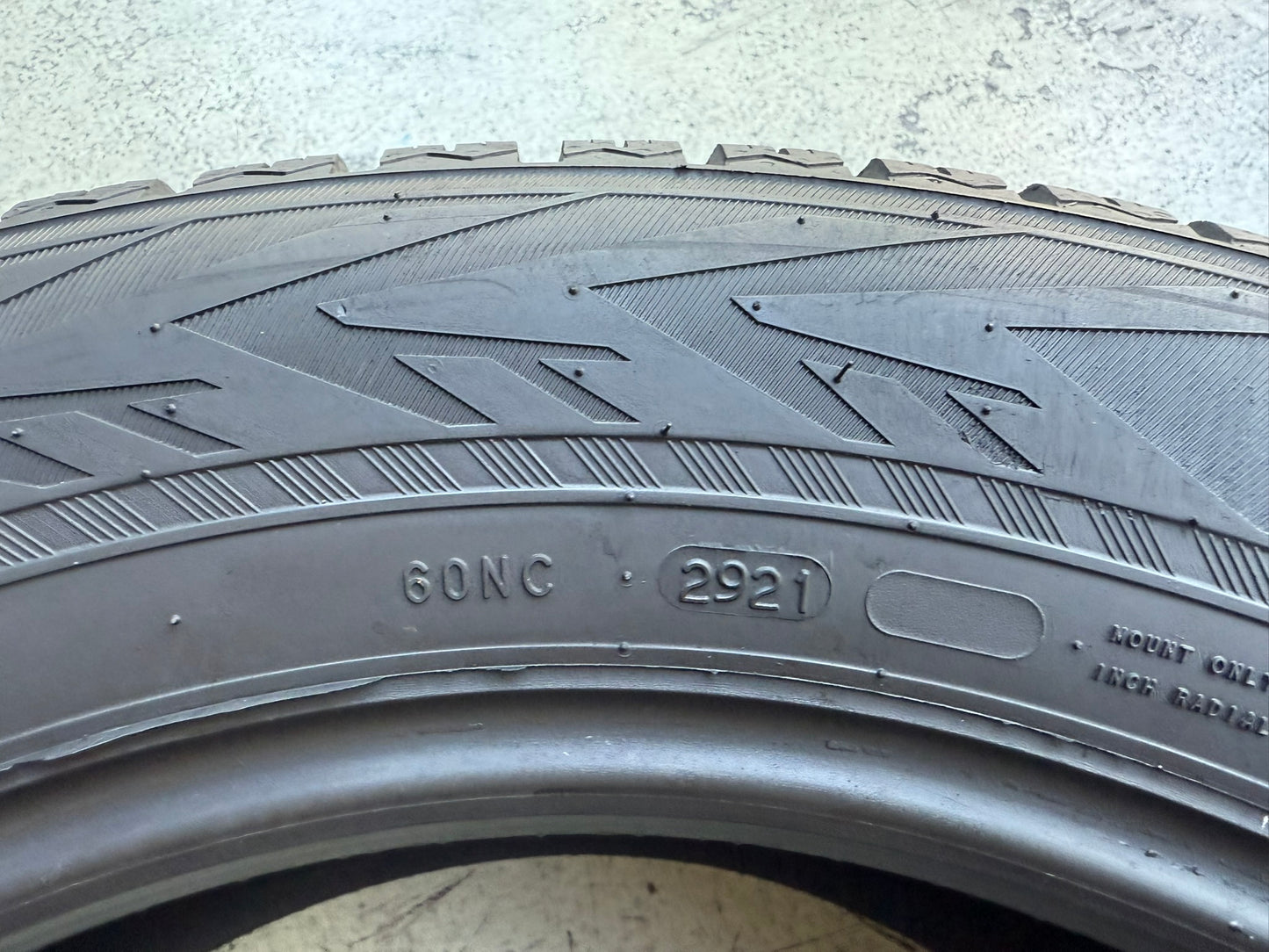 Usato: 4 Gomme 225/60R18 104H XL Nokian Invernali 85% residui