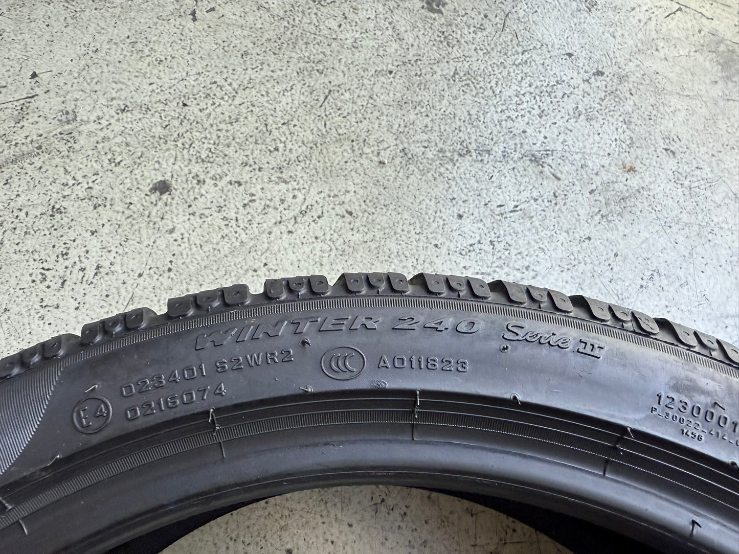 Usato: 1 Gomma 225/40R18 92V XL Pirelli Invernale 90% residui