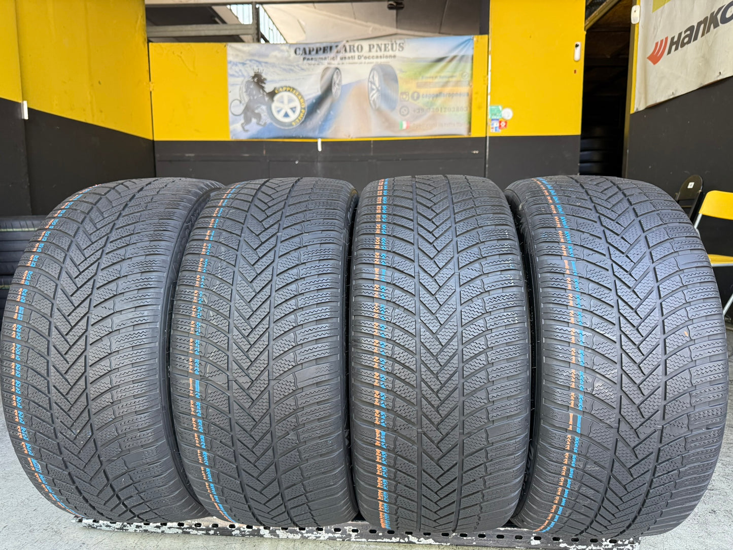 Usato: 4 Gomme 285/40R21 109V XL Bridgestone Invernali 85% residui