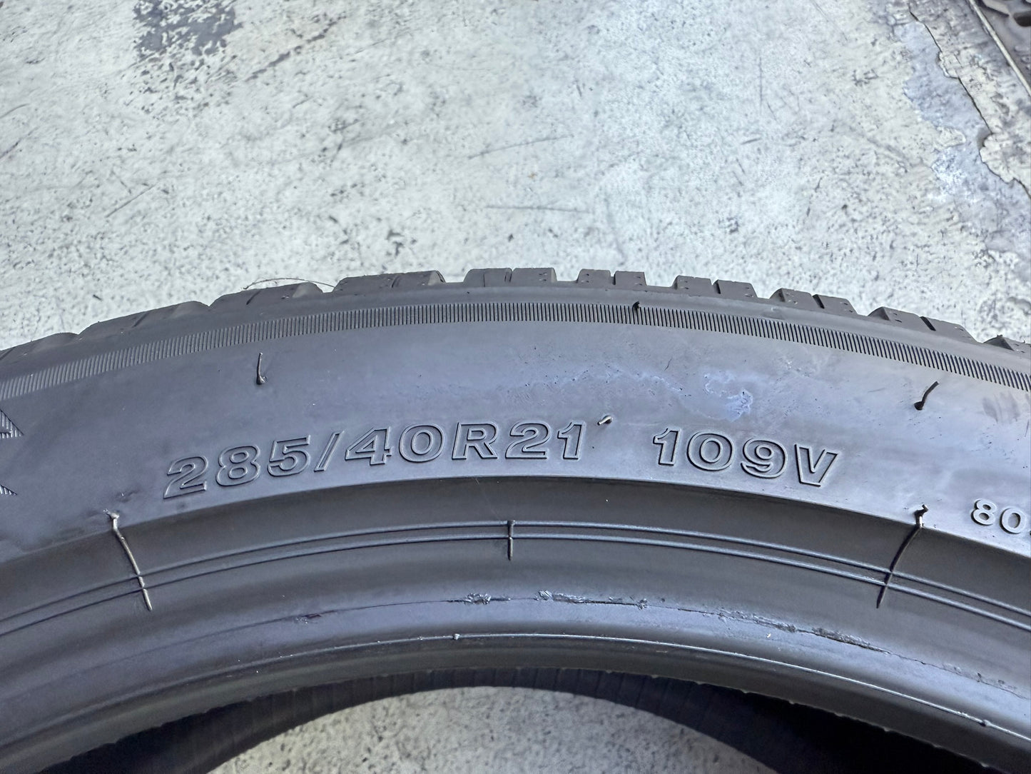 Usato: 4 Gomme 285/40R21 109V XL Bridgestone Invernali 85% residui