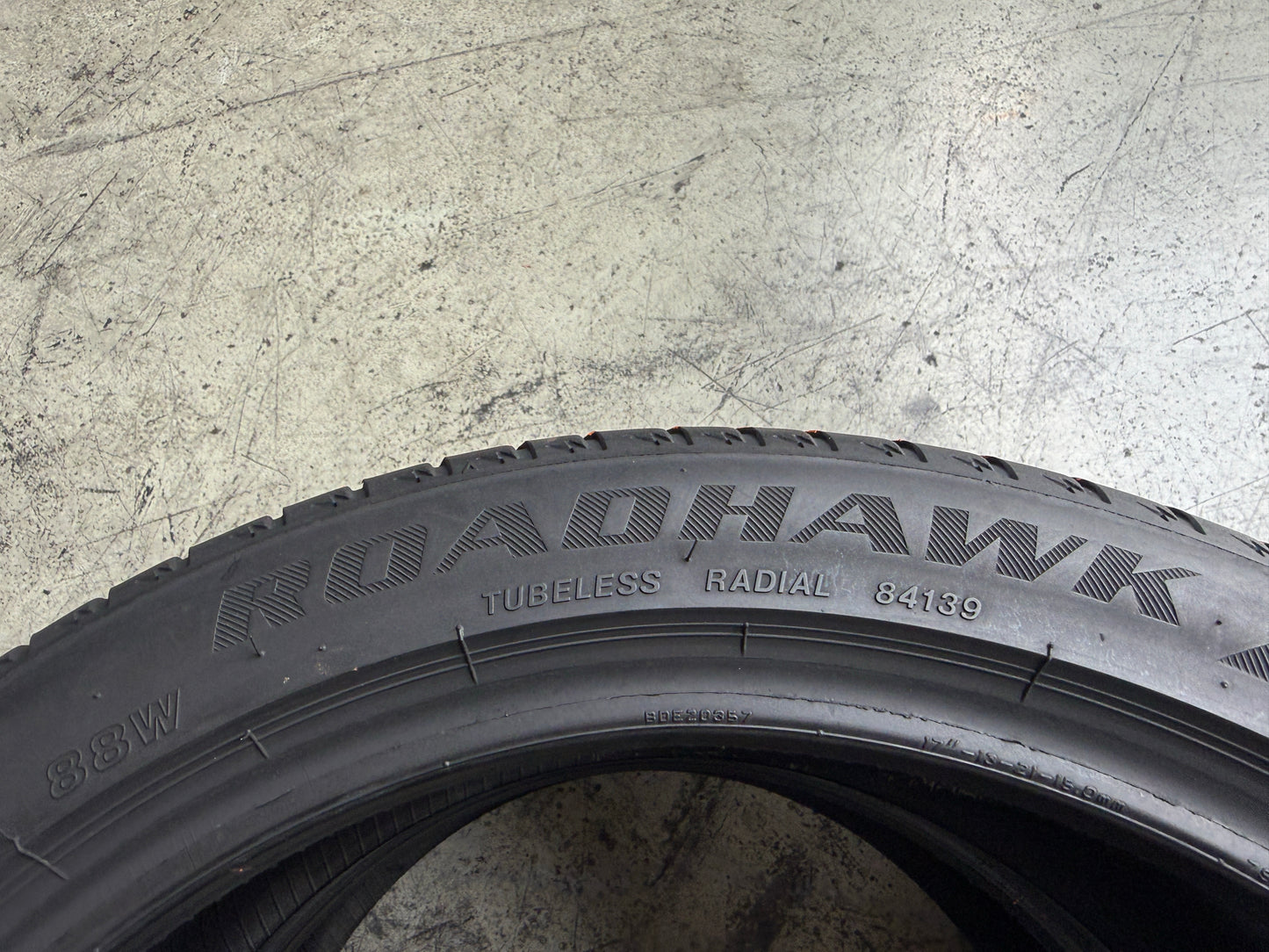 Usato: 2 Pneumatici Firestone Roadhawk 205/45R17 88W XL Estive 80% Residui
