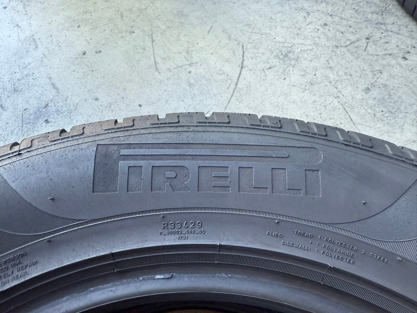 Usato: 2 Gomme 225/60R17 103V XL Pirelli Invernali 85% residui