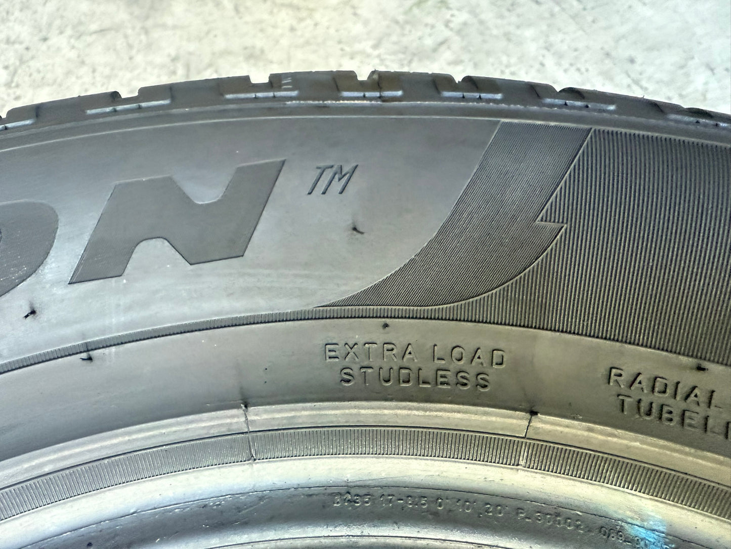 Usato: 2 Gomme 225/60R17 103V XL Pirelli Invernali 85% residui
