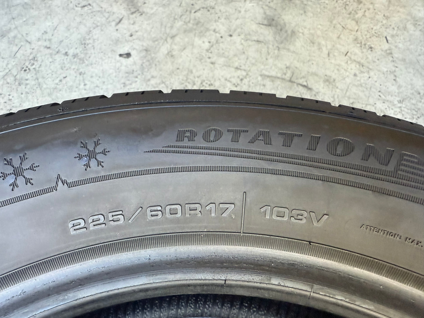 Usato: 2 Gomme 225/60R17 103V XL Dunlop Invernali 95% residui
