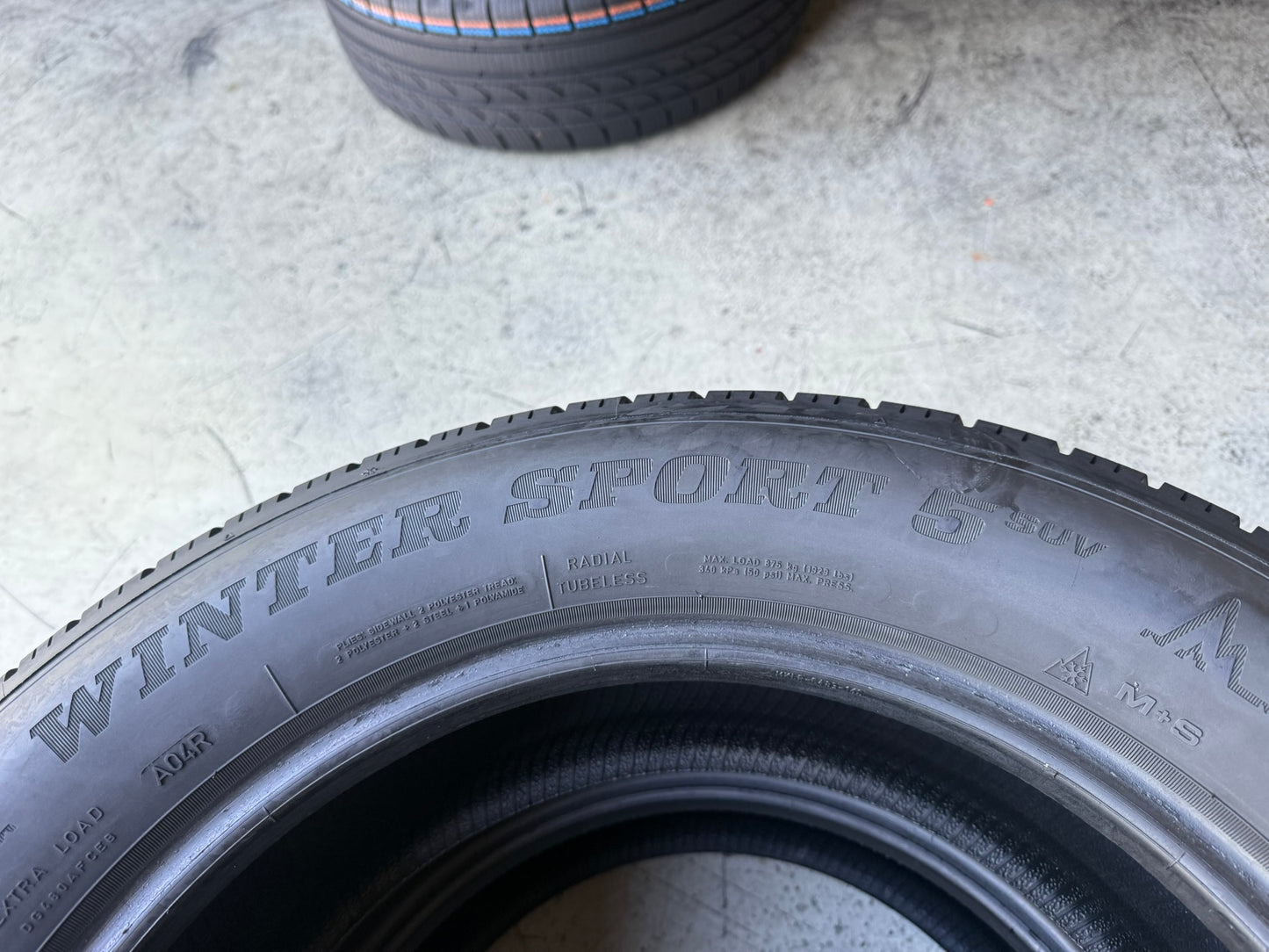 Usato: 2 Gomme 225/60R17 103V XL Dunlop Invernali 95% residui