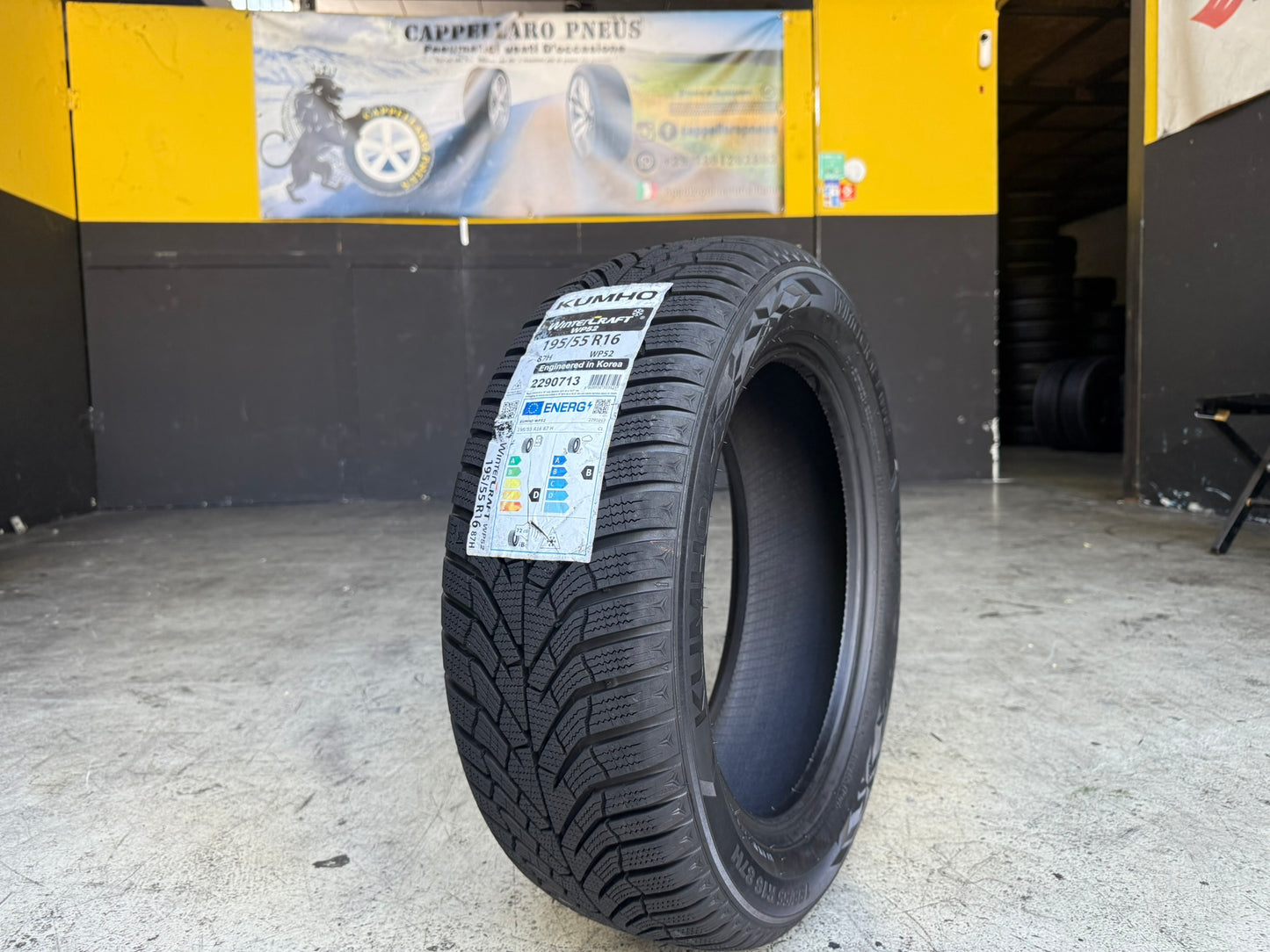 Nuovo: 1 Gomma 195/55R16 87H Kumho Invernale