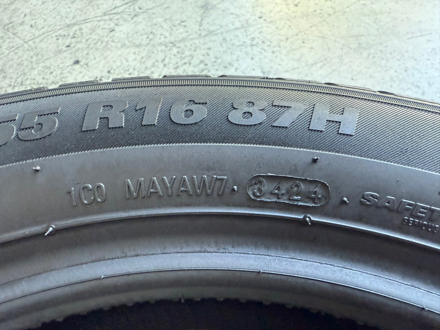 Nuovo: 1 Gomma 195/55R16 87H Kumho Invernale