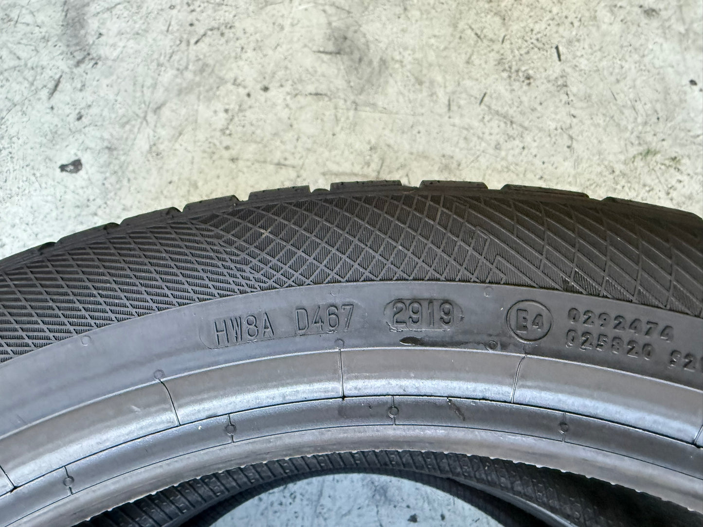 Usato: 2 Gomme 245/45R20 103V XL Continental Invernali 85% residui