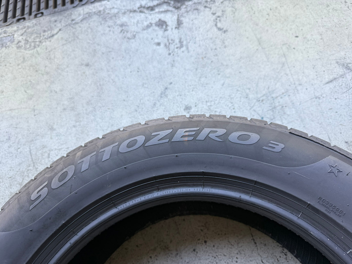 Usato: 4 Gomme 225/60R17 99H Pirelli Invernali 85% residui