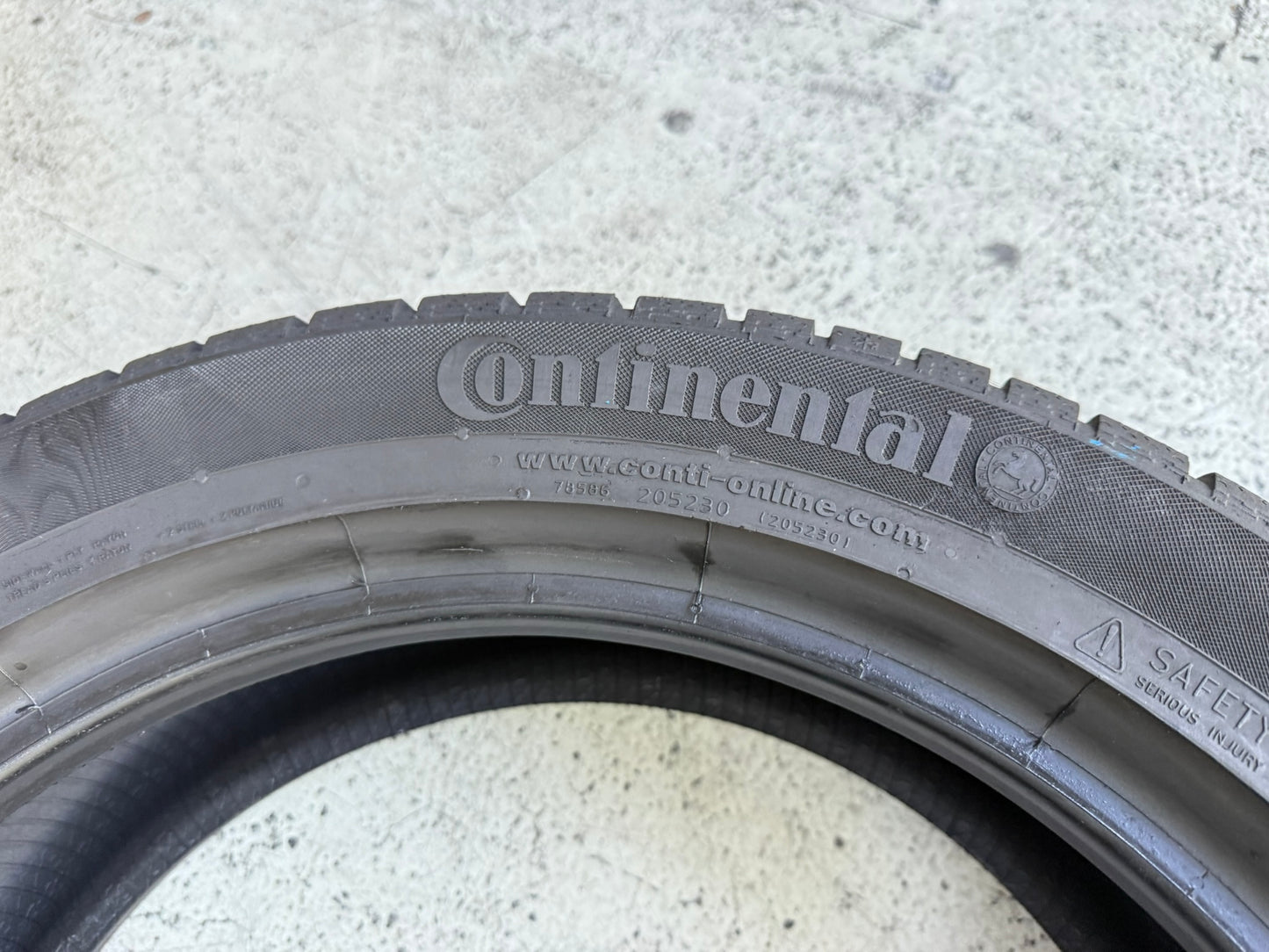 Usato: 2 Gomme 205/50R17 93H XL Continental Invernali 85% residui