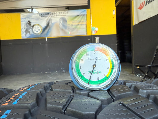 Usato: 4 Gomme 225/45R17 91H Firestone Invernali 85-90% residui