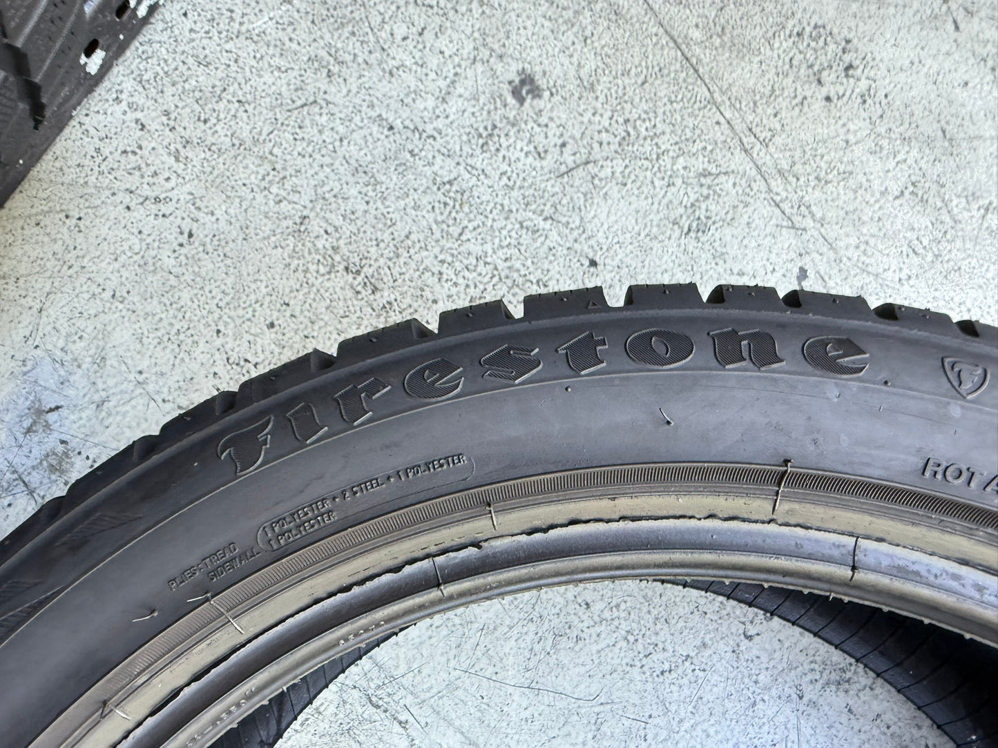 Usato: 4 Gomme 225/45R17 91H Firestone Invernali 85-90% residui