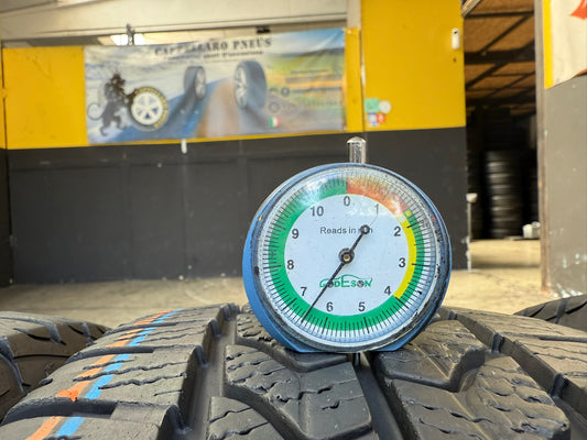 Usato: 4 Gomme 195/60R16C 99/97T Goodyear Invernali 80-85% residui