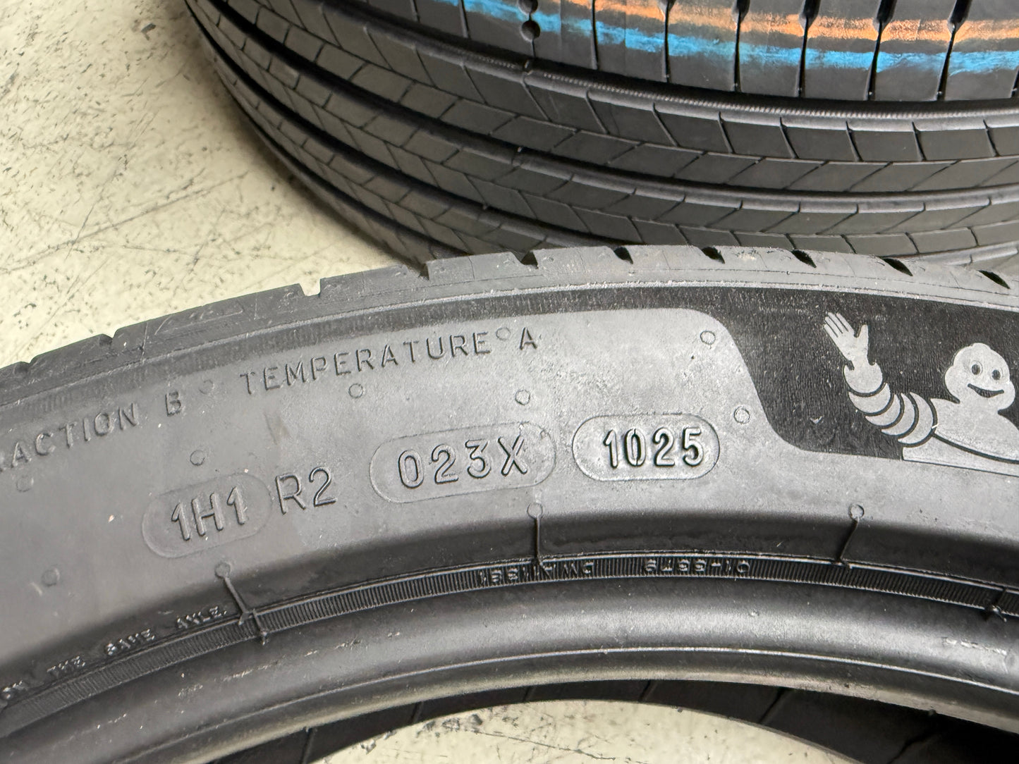 Usato: 4 Pneumatici Michelin e-Primacy 2 225/45R19 92V Estivi 95% residui DOT 2025 / 2026