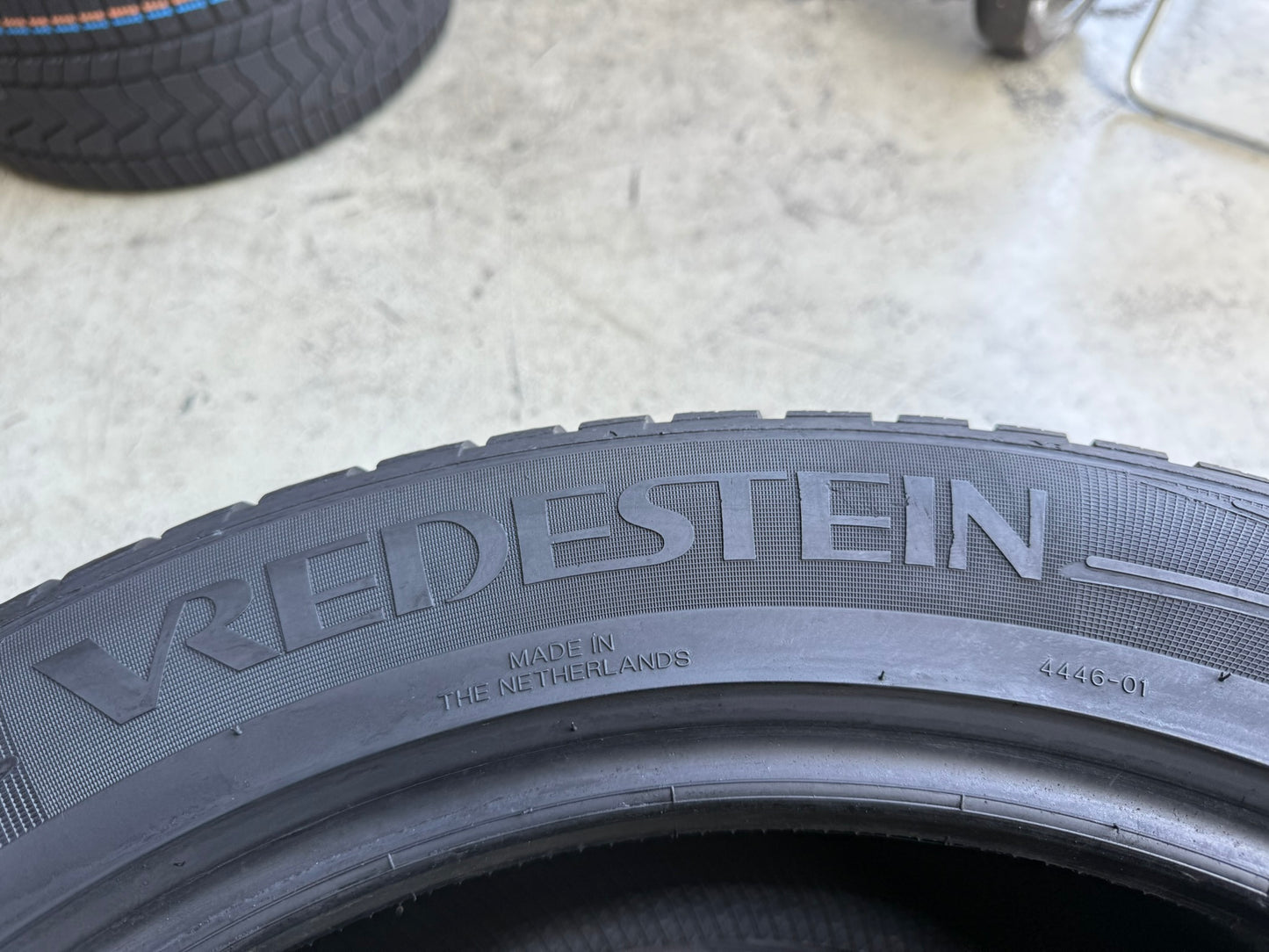 Usato: 2 Gomme 285/45R20 112W XL Vredestein Invernali 85% residui
