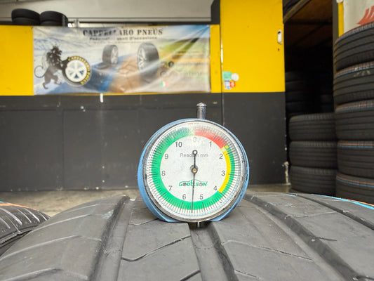 Usato: 4 Pneumatici Pirelli P Zero PZ4 255/35R19 96Y XL Estive 85% Residui