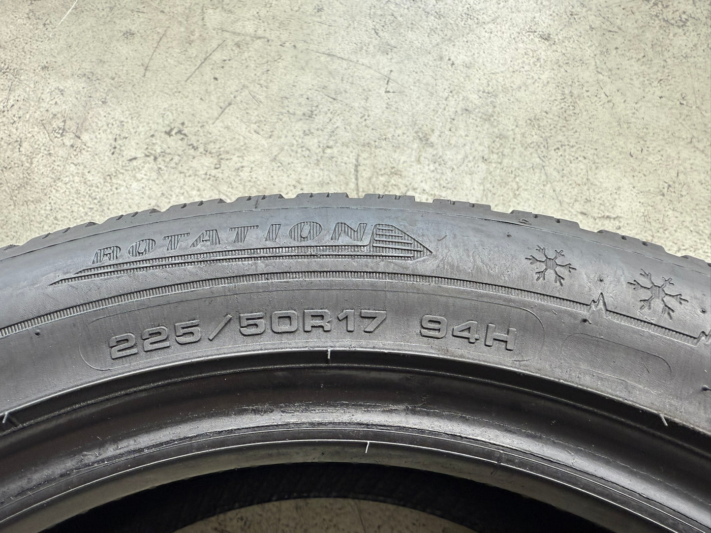 Usato: 4 Gomme 225/50R17 94H Dunlop/Goodyear Invernali 80-90% residui