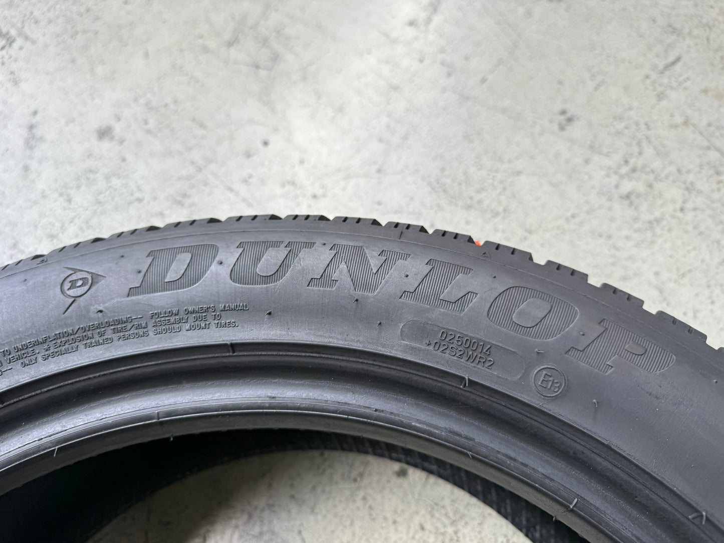 Usato: 4 Gomme 225/50R17 94H Dunlop/Goodyear Invernali 80-90% residui