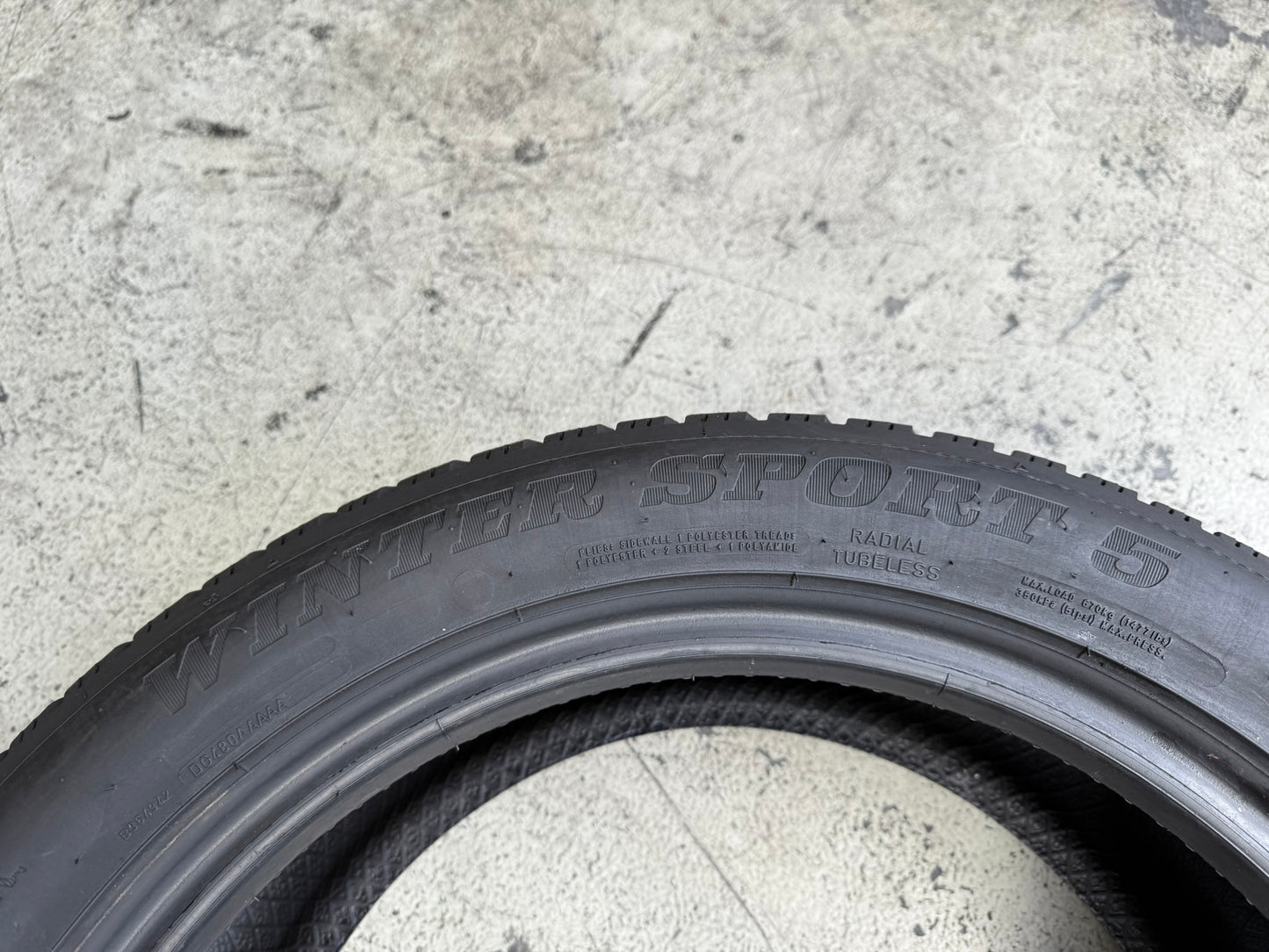 Usato: 4 Gomme 225/50R17 94H Dunlop/Goodyear Invernali 80-90% residui