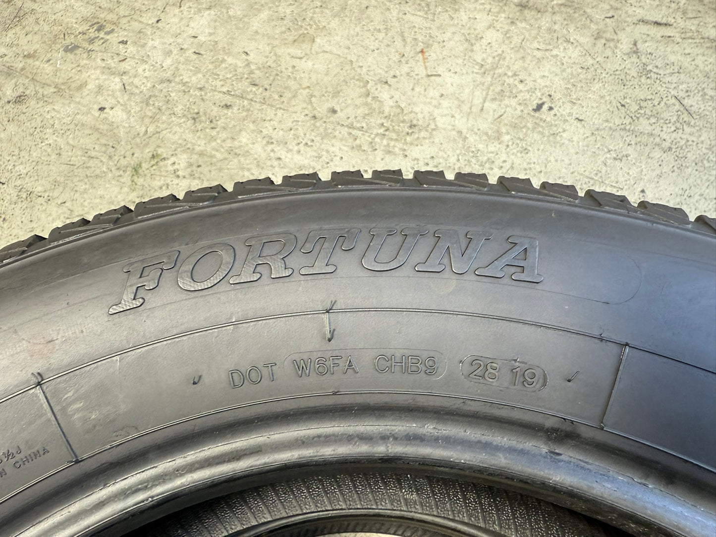 Usato: 2 Gomme 225/60R17 99H Fortuna Invernali 90% residui