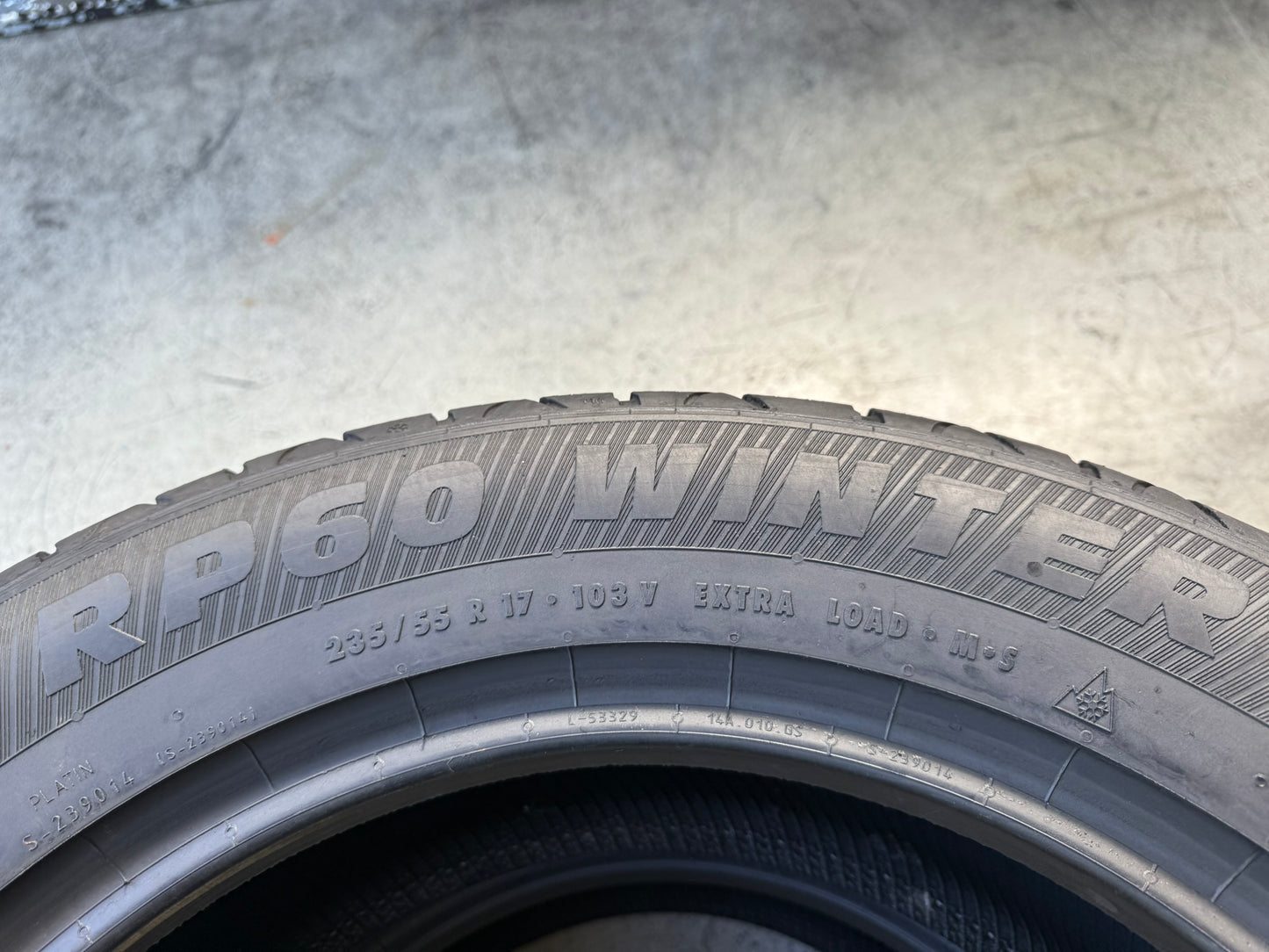Usato: 2 Gomme 235/55R17 103V XL Platin Invernali 85% residui