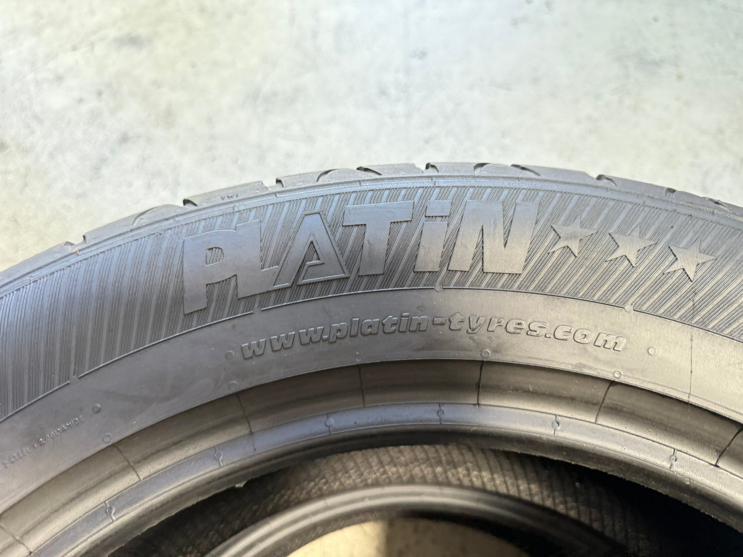 Usato: 2 Gomme 235/55R17 103V XL Platin Invernali 85% residui