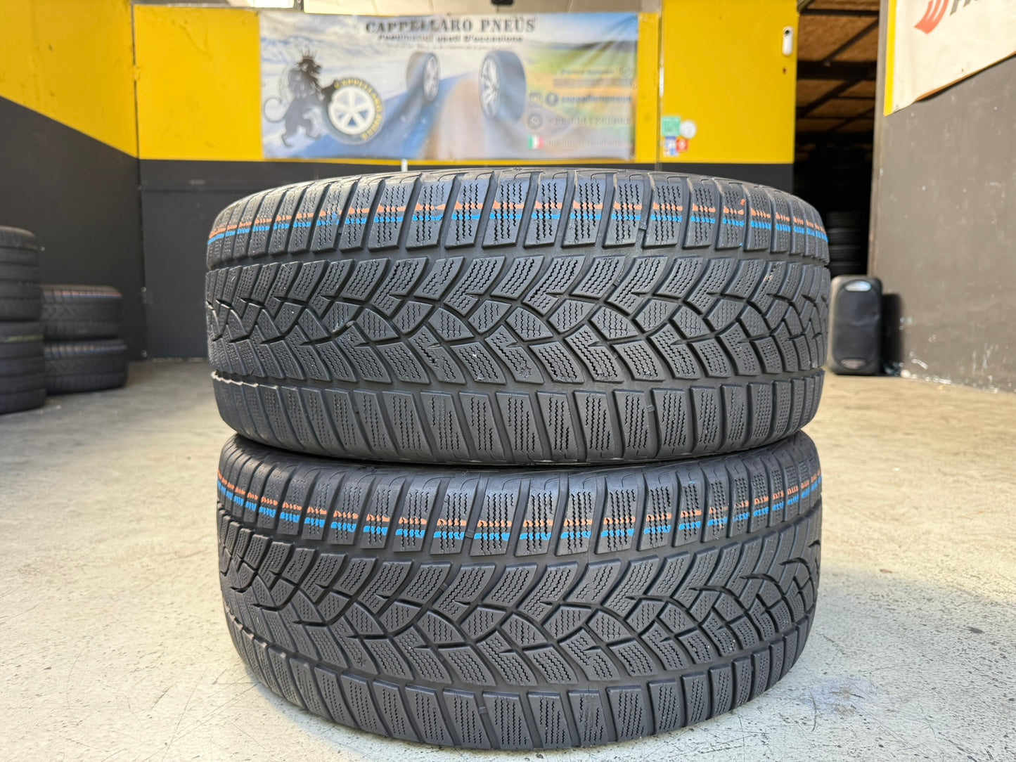 Usato: 2 Gomme 235/45R19 99V XL Goodyear Invernali 85% residui