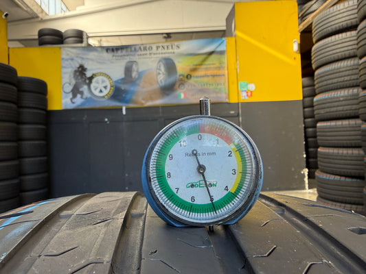 2 Pneumatici Continental ContiEcoContact 5 ContiSeal 245/45R18 96W Estivi 80% Residui