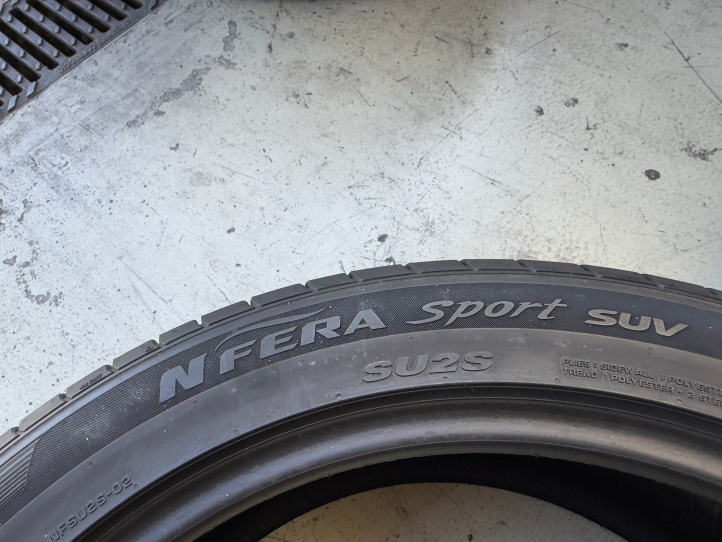 Usato: 4 Pneumatici Nexen N'Fera Sport 235/45R19 95V/W Estivi 75-80% residui