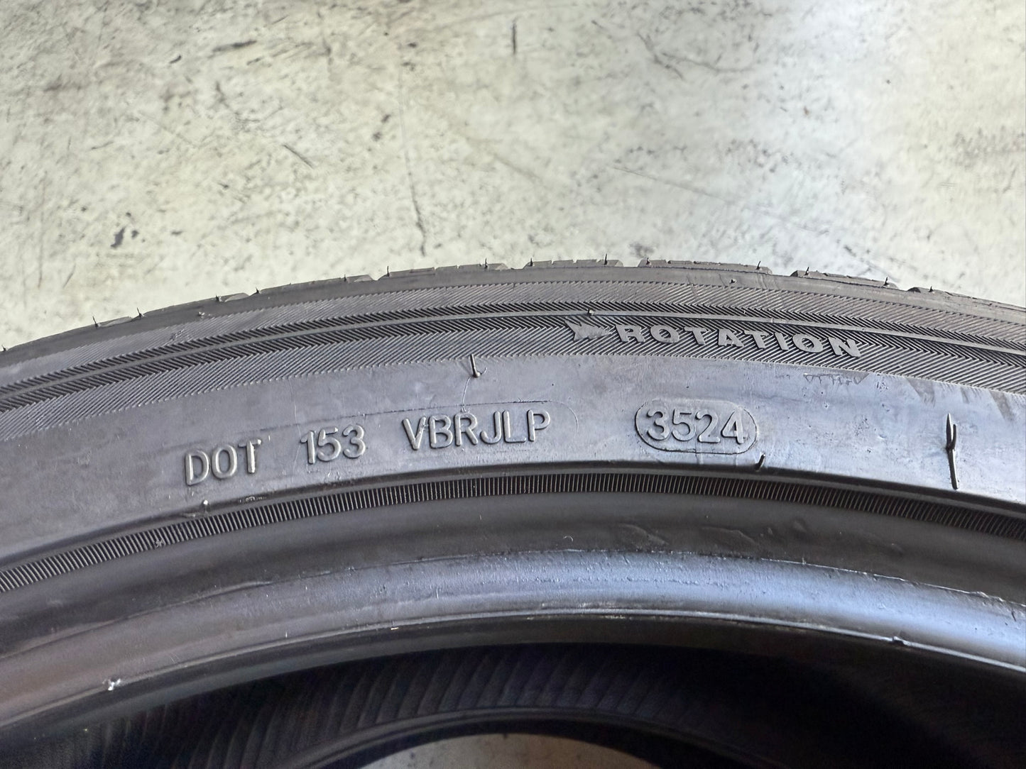 Usato: 2 Gomme 275/35R22 104V XL Gripmax Invernale 98% residui