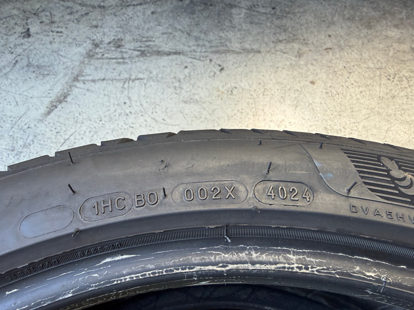 Usato: 2 Pneumatici Michelin e.Primacy 215/45R20 95T XL Estivi 80% residui