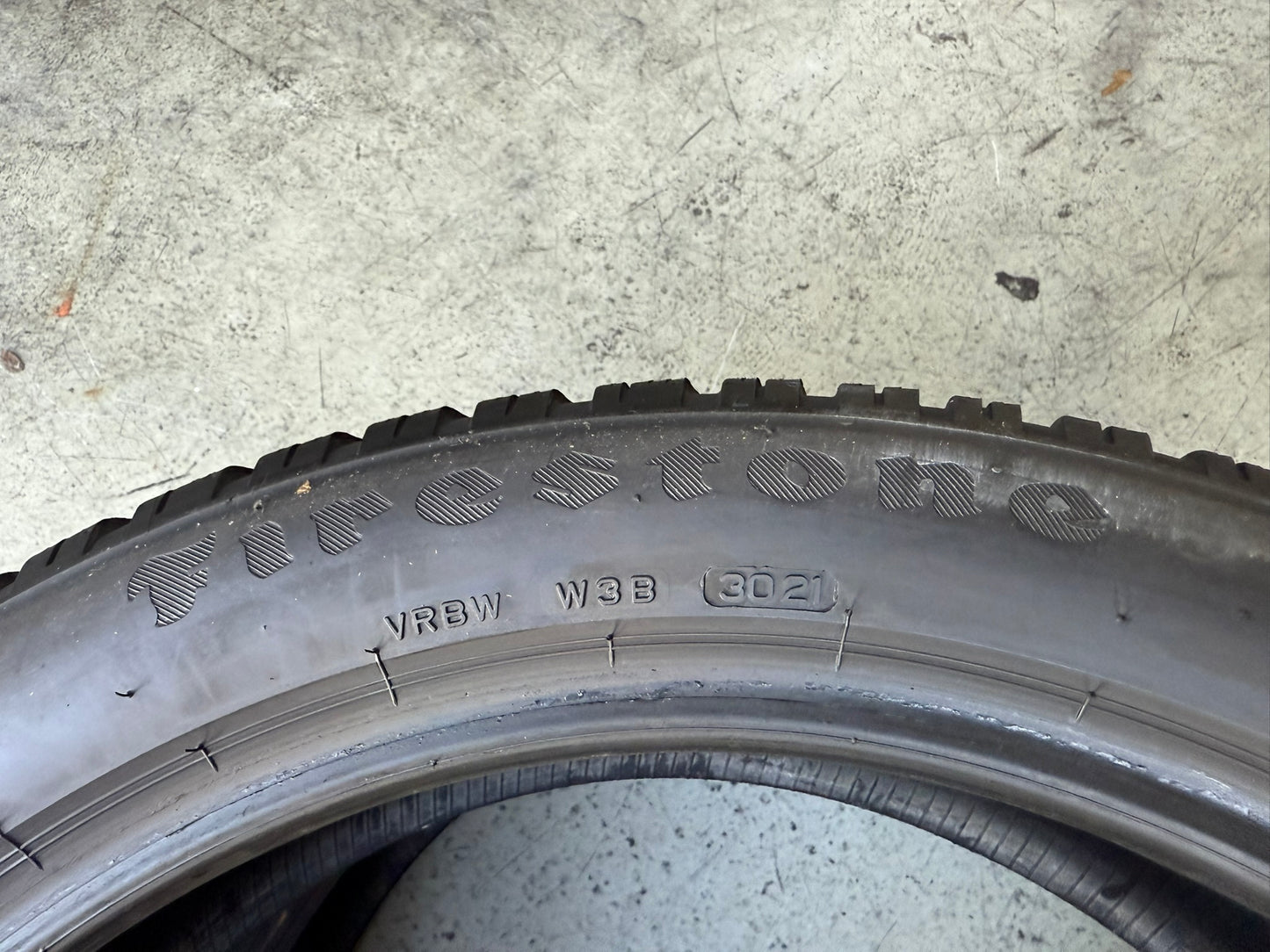 Usato: 2 Gomme 195/55R20 95H XL Firestone Invernale 90% residui