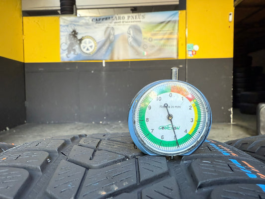 Usato: 4 Gomme 235/50R19 103H XL Pirelli Invernale 80% residui