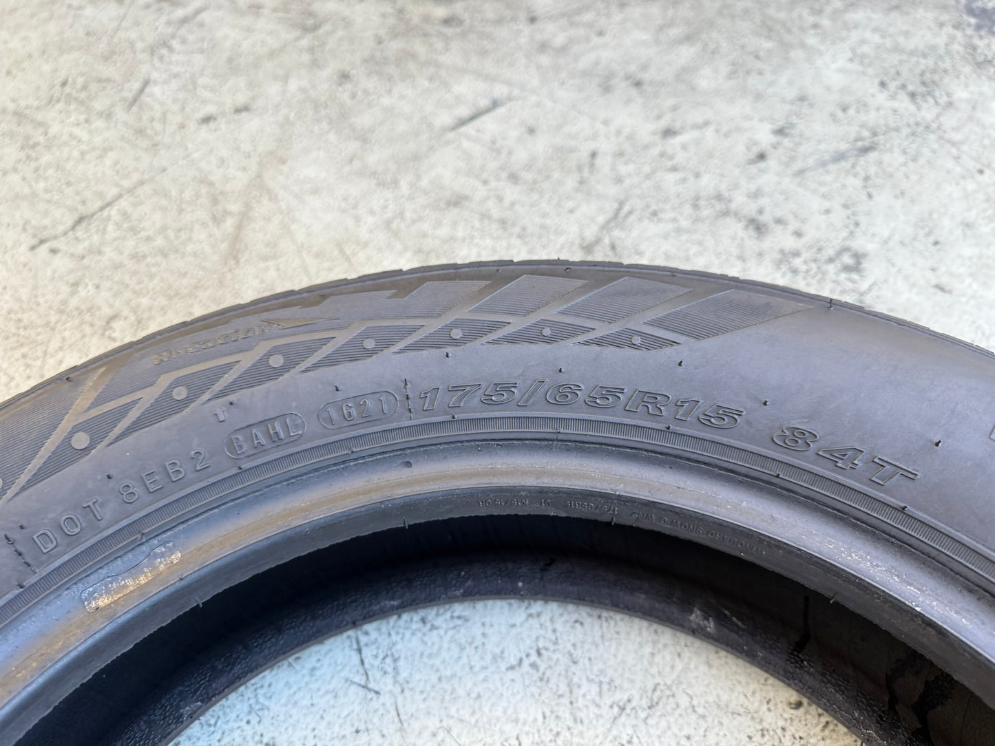 Usato: 4 Gomme 175/65R15 84T Nexen Invernale 95% residui