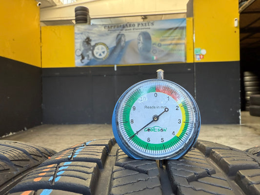 Usato: 4 Gomme 205/55R16 91H Barum Invernale 95% residui