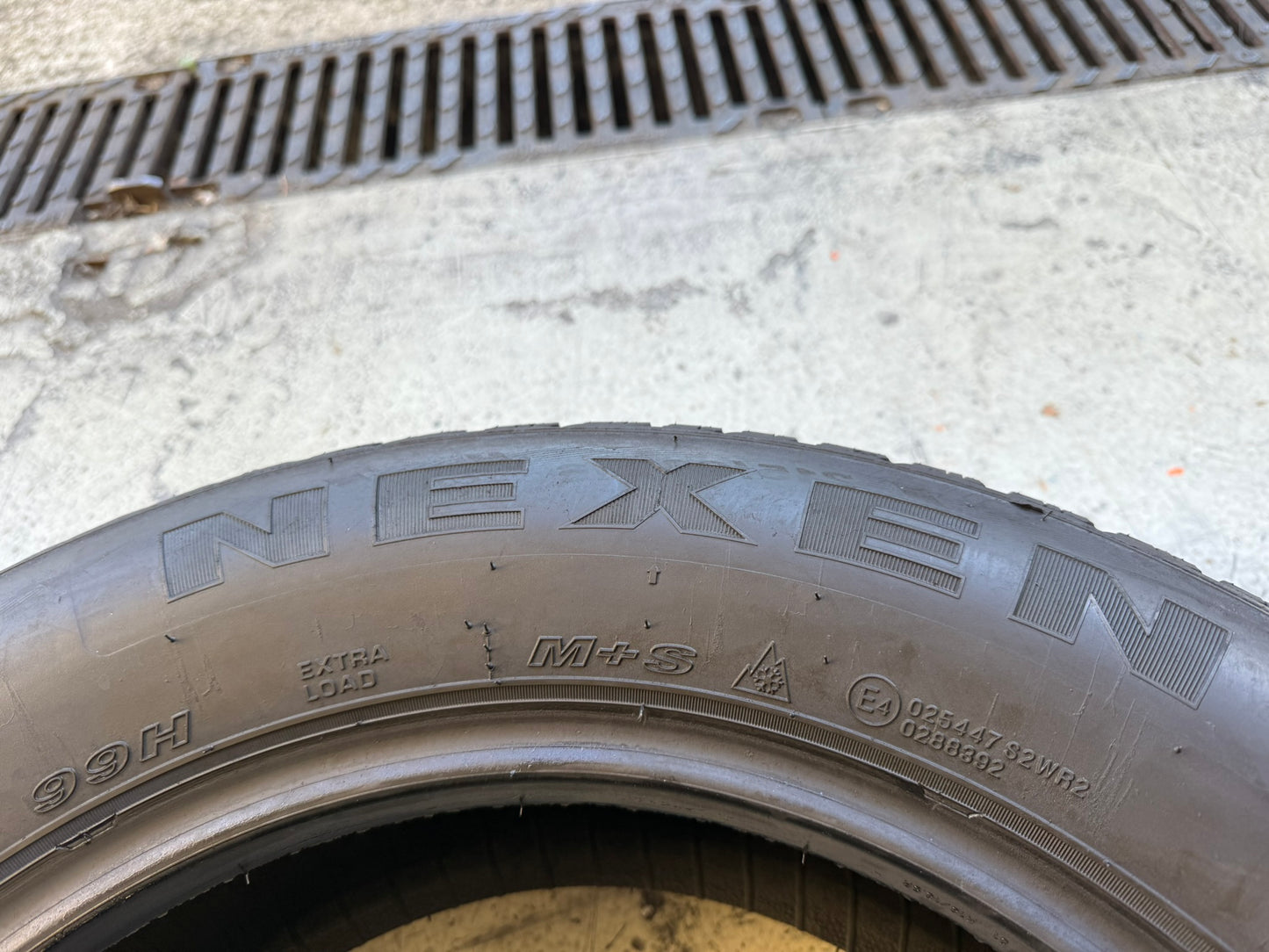 Usato: 4 Gomme 215/60R16 99H XL Nexen Invernale 99% residui