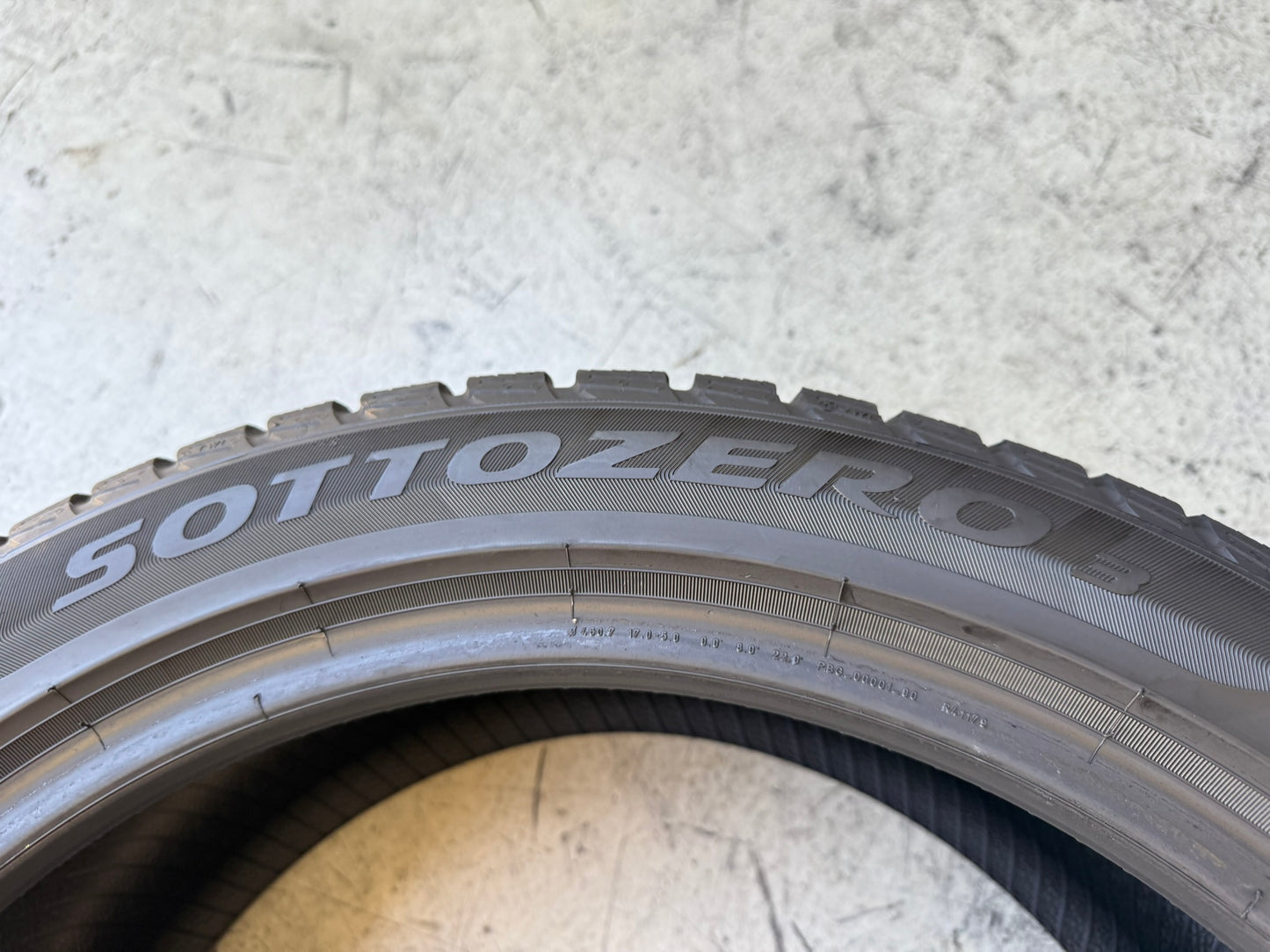 Usato: 4 Gomme 225/45R18 95V XL Pirelli Invernale 85% residui