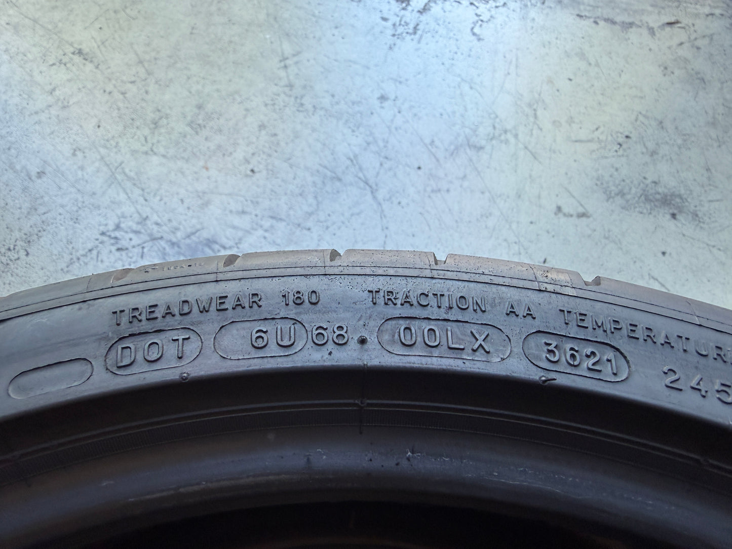 Usato: 2 Pneumatici Michelin Pilot Sport Cup 2 245/35R20 95Y XL N1 Estivi 80% residui