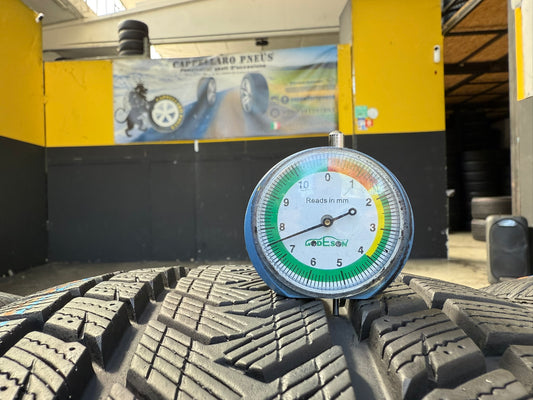 Usato: 4 Gomme 235/40R19 96V XL + 265/35R19 98V XL Gripmax Invernale 95% residui