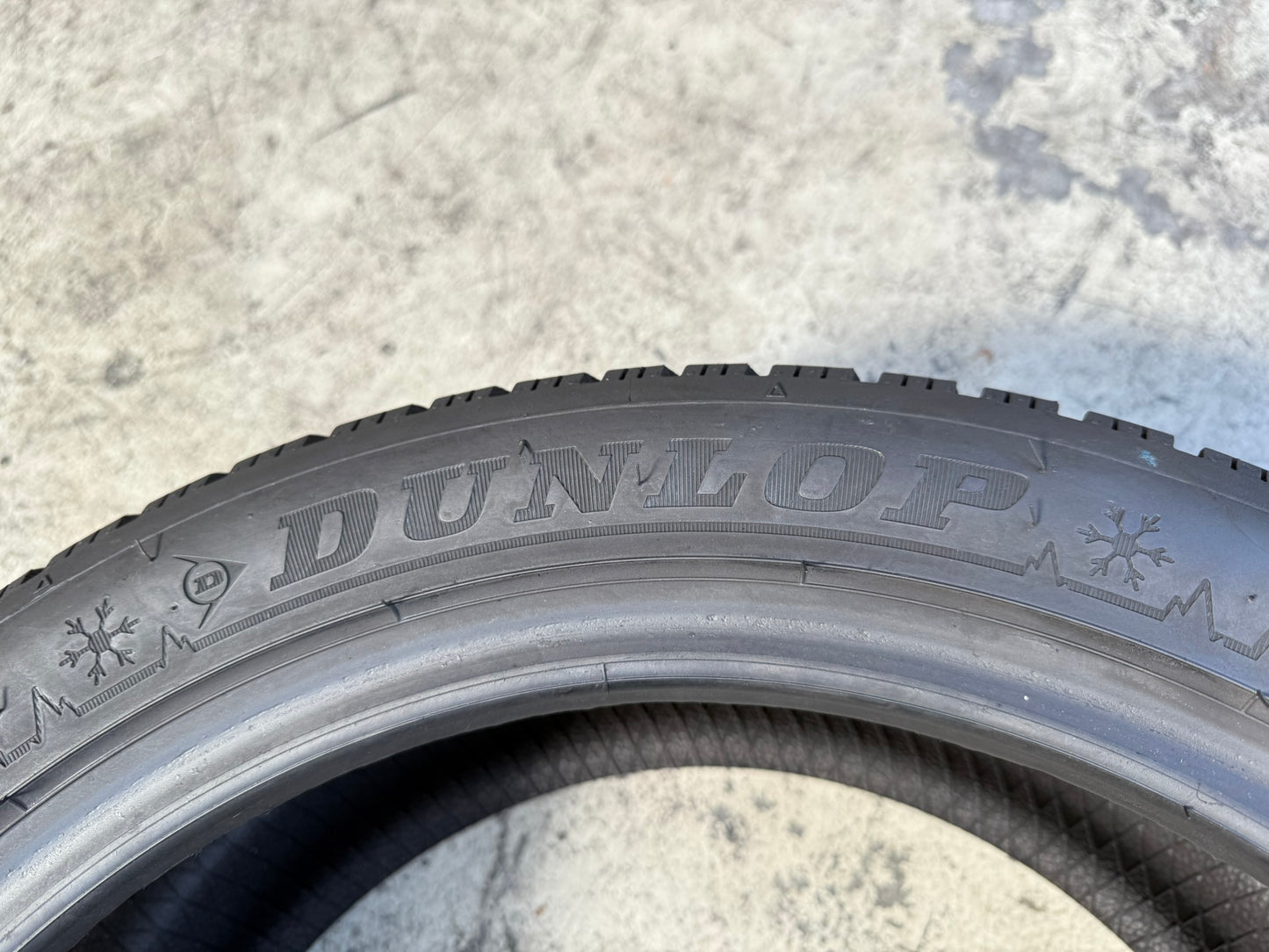 Usato: 4 Gomme 225/45R17 91H Dunlop Invernale 90% residui