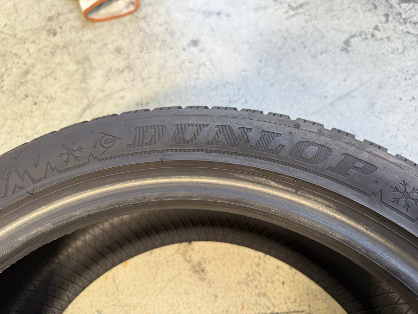 Usato: 4 Gomme 225/45R17 94H XL Dunlop Invernale 85-95% residui