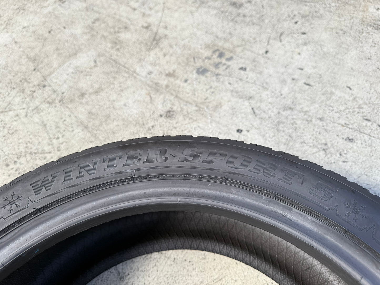 Usato: 1 Gomma 225/45R17 91H Dunlop Invernale 80% residui